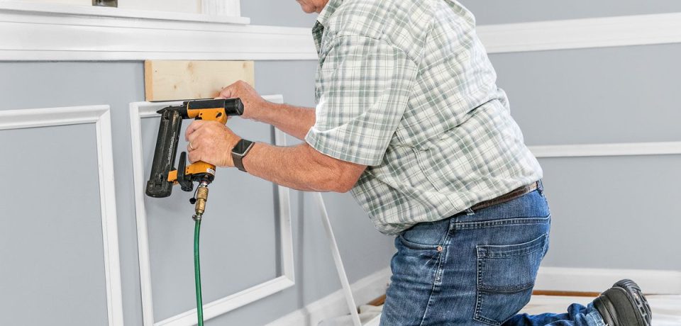 How to install wainscoting?